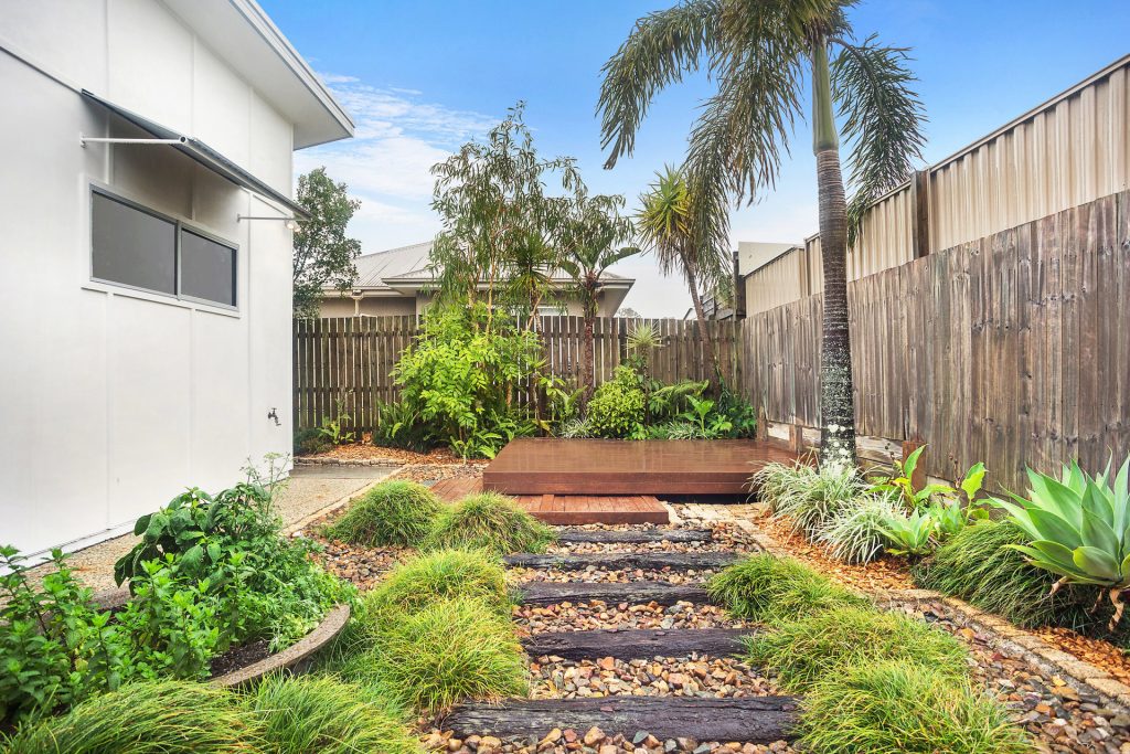 42 Kurrajong Crescent, Meridan Plains QLD 4551 - photo 9