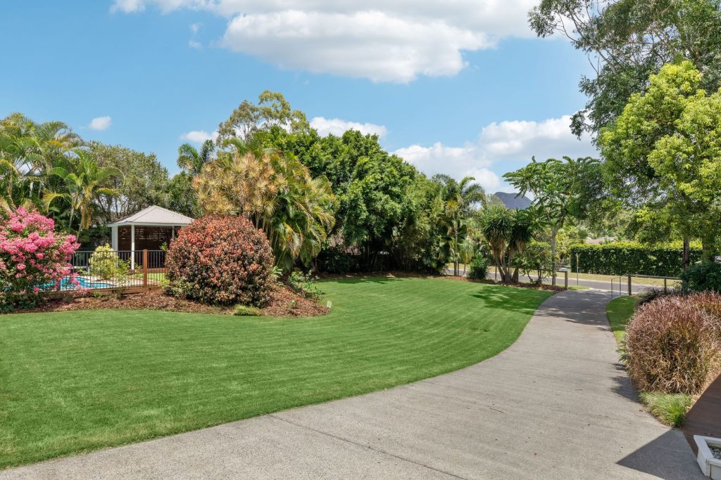 15 Allan Avenue, Glass House Mountains QLD 4518 - photo 16