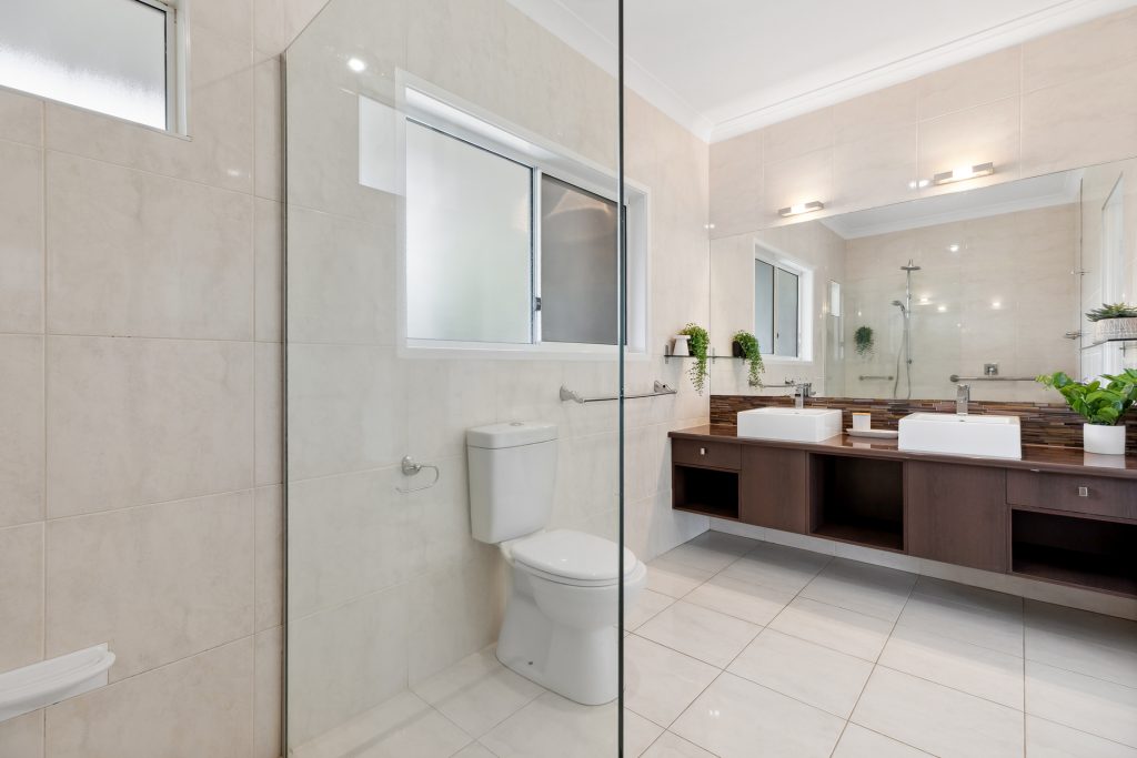 15 Allan Avenue, Glass House Mountains QLD 4518 - photo 7