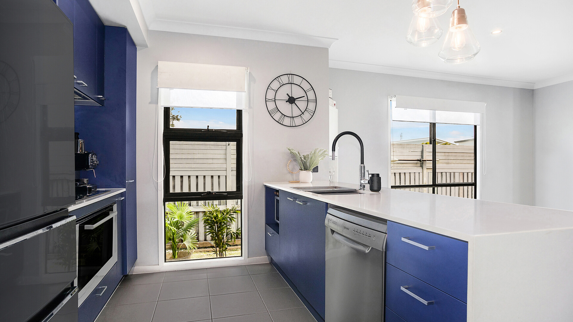 7 Adelaide Circuit, Baringa QLD 4551 - photo 2