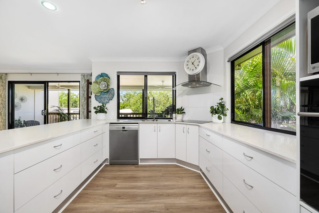 7 Dollarbird Place, Glass House Mountains QLD 4518 - photo 4