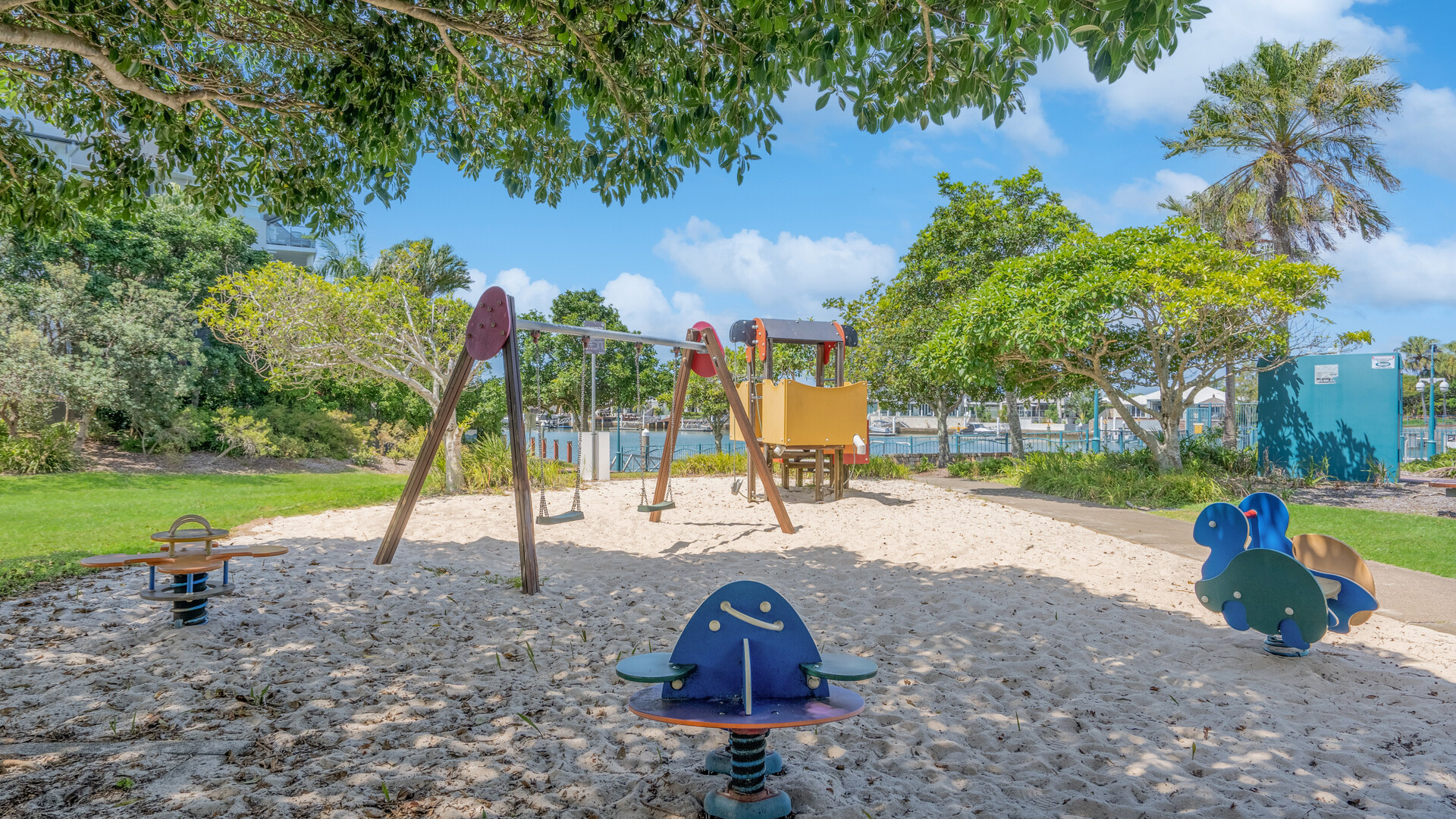 16/57 Grand Parade, Kawana Island QLD 4575 - photo 23
