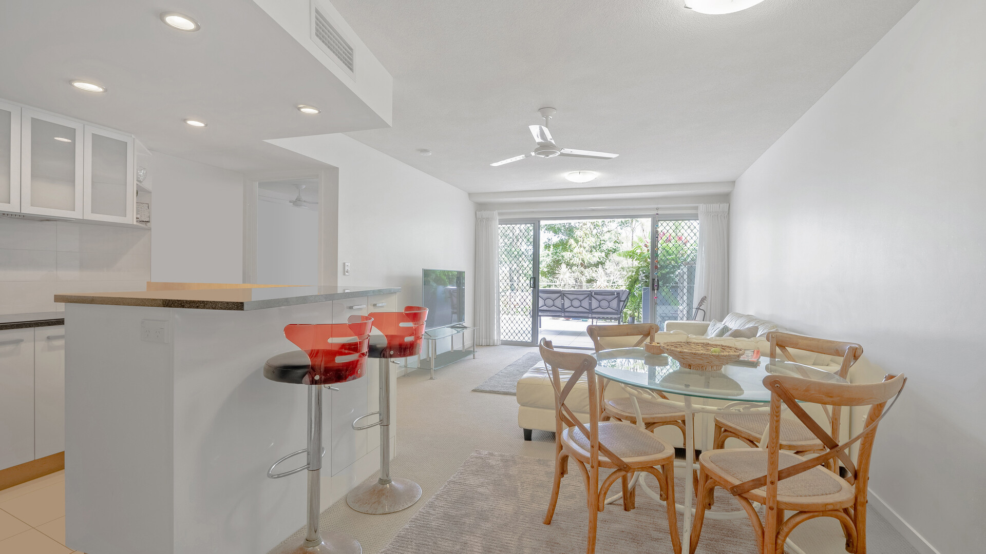 16/57 Grand Parade, Kawana Island QLD 4575 - photo 5