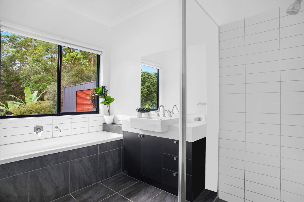 12 Raintree Close, Diamond Valley QLD 4553 - photo 12