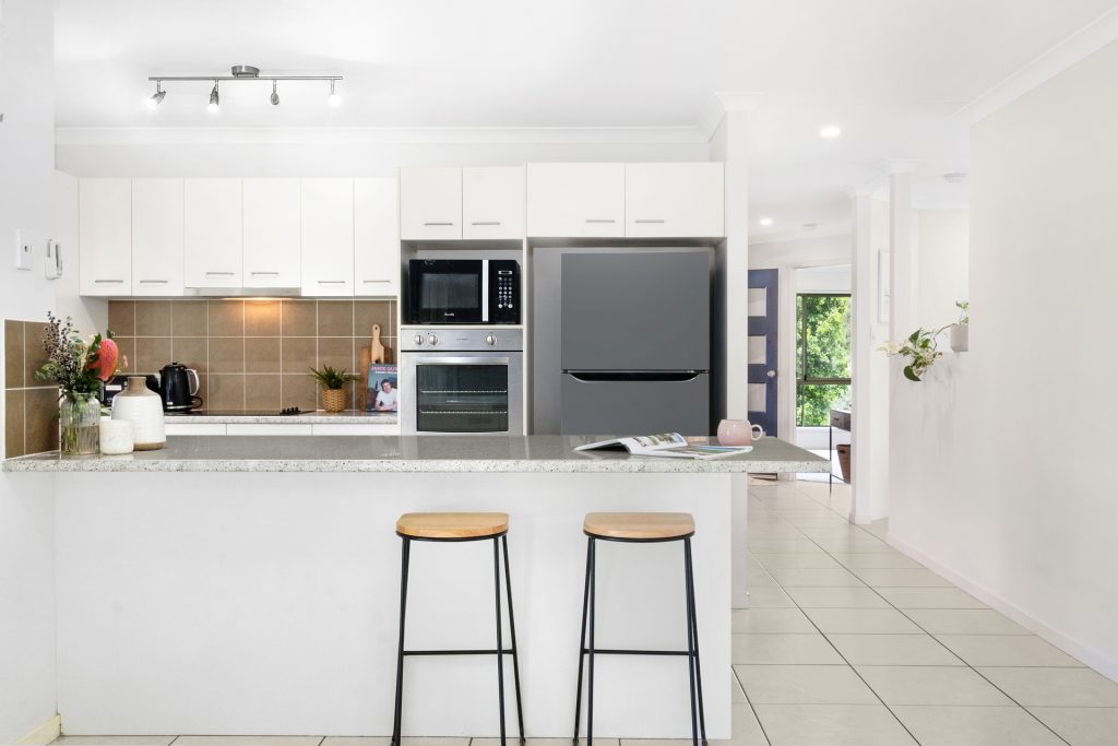 3 Coastal Avenue, Beerwah QLD 4519 - photo 5