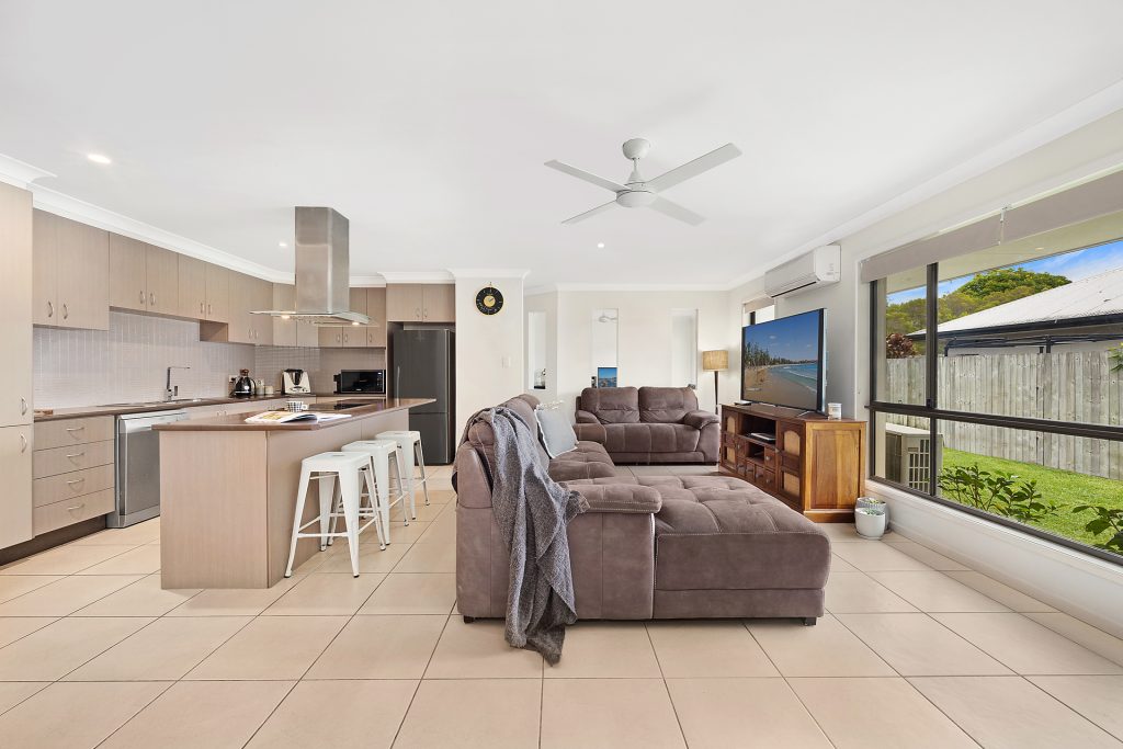Sold - 5 Gipps Street - New Property in Caloundra West - Real Estate by Nicki Colam