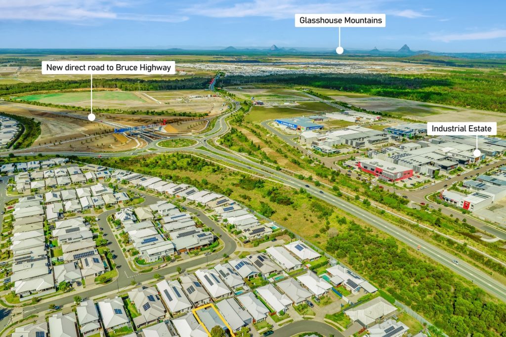 88 Adelaide Circuit, Baringa QLD 4551 - photo 2