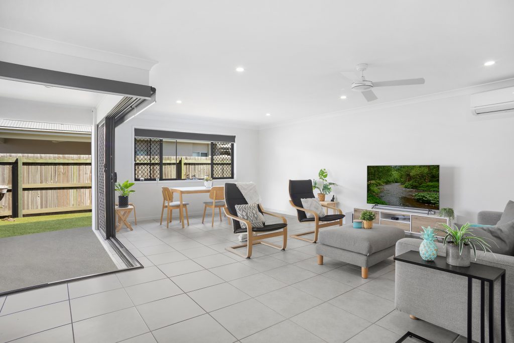 88 Adelaide Circuit, Baringa QLD 4551 - photo 6