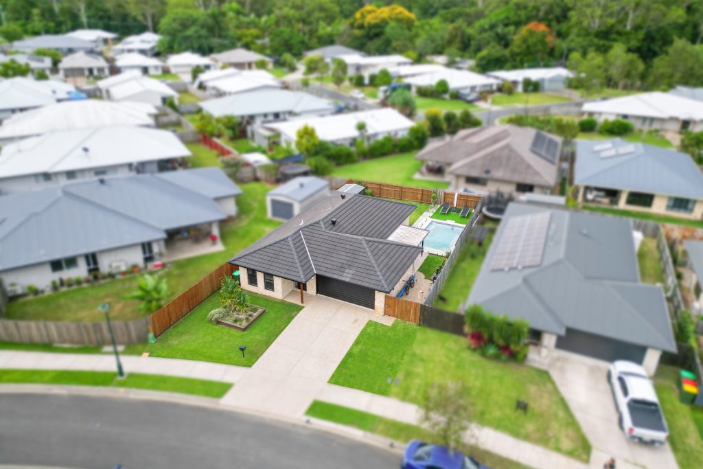 52 Palmerston Crescent, Beerwah QLD 4519 - photo 14