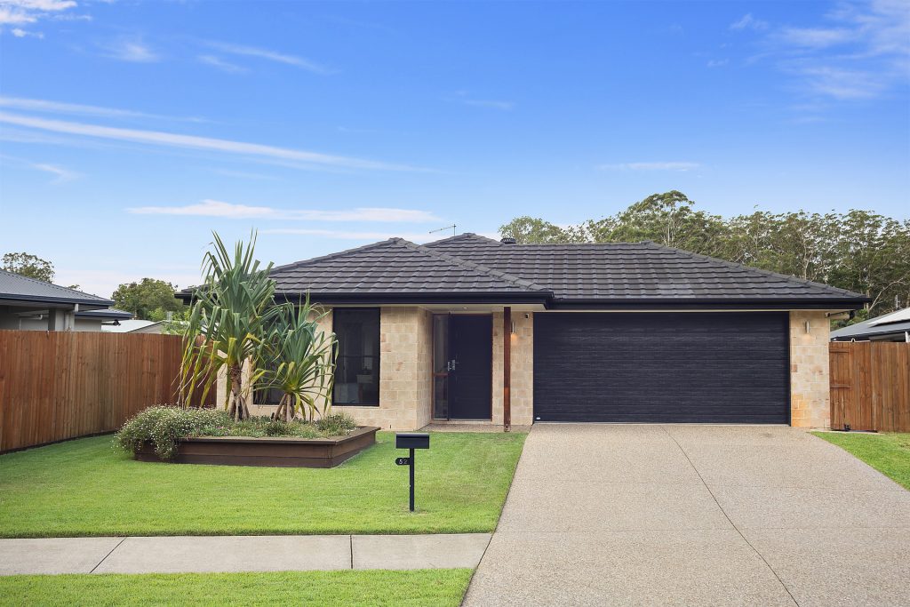 52 Palmerston Crescent, Beerwah QLD 4519 - photo 3