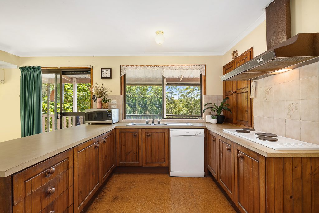 79 Myla Road, Landsborough QLD 4550 - photo 6