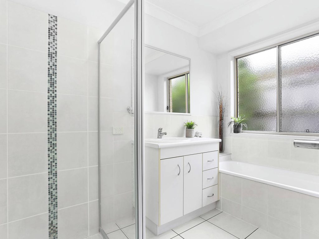 12 Coolamon Crescent, Beerwah QLD 4519 - photo 9