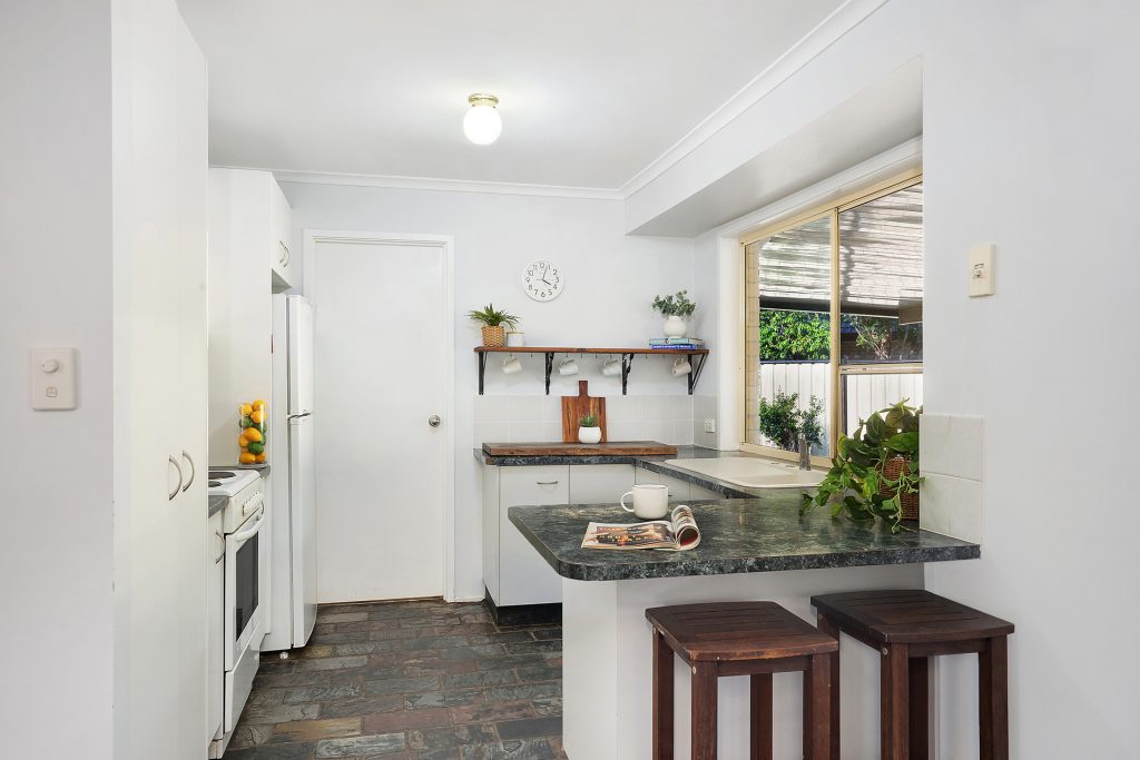 3 Parkview Road, Glass House Mountains QLD 4518 - photo 5