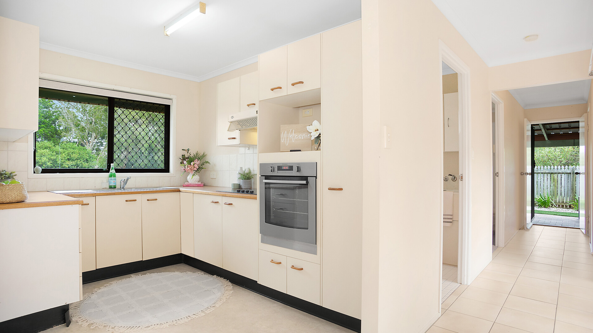 56/10 Melody Court, Warana QLD 4575 - photo 4