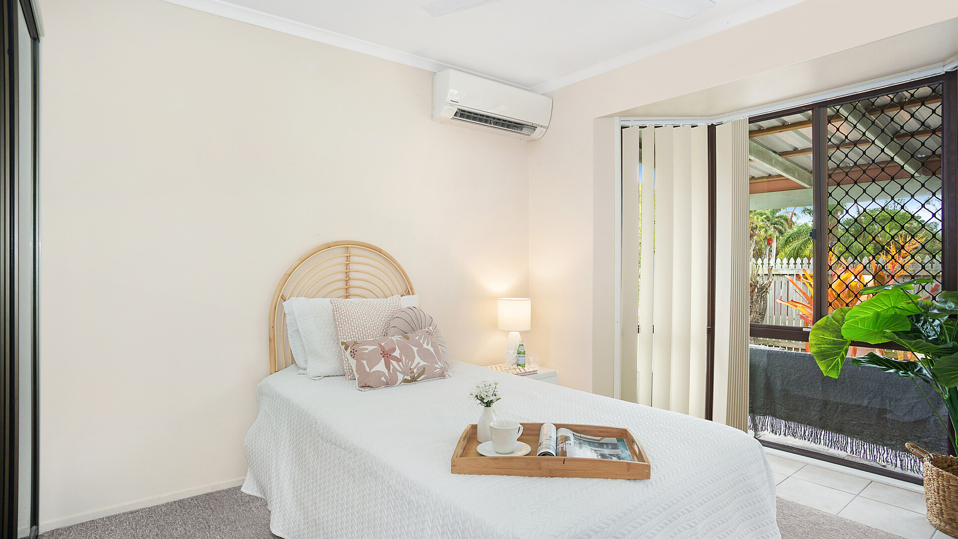 56/10 Melody Court, Warana QLD 4575 - photo 8