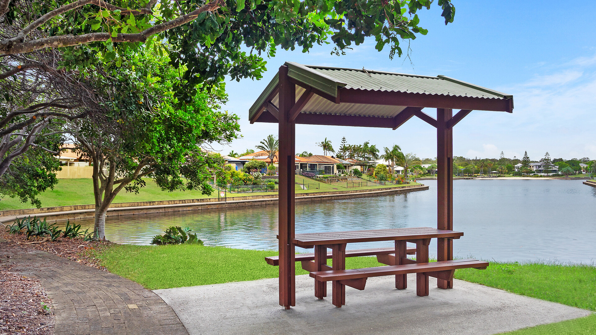 56/10 Melody Court, Warana QLD 4575 - photo 9