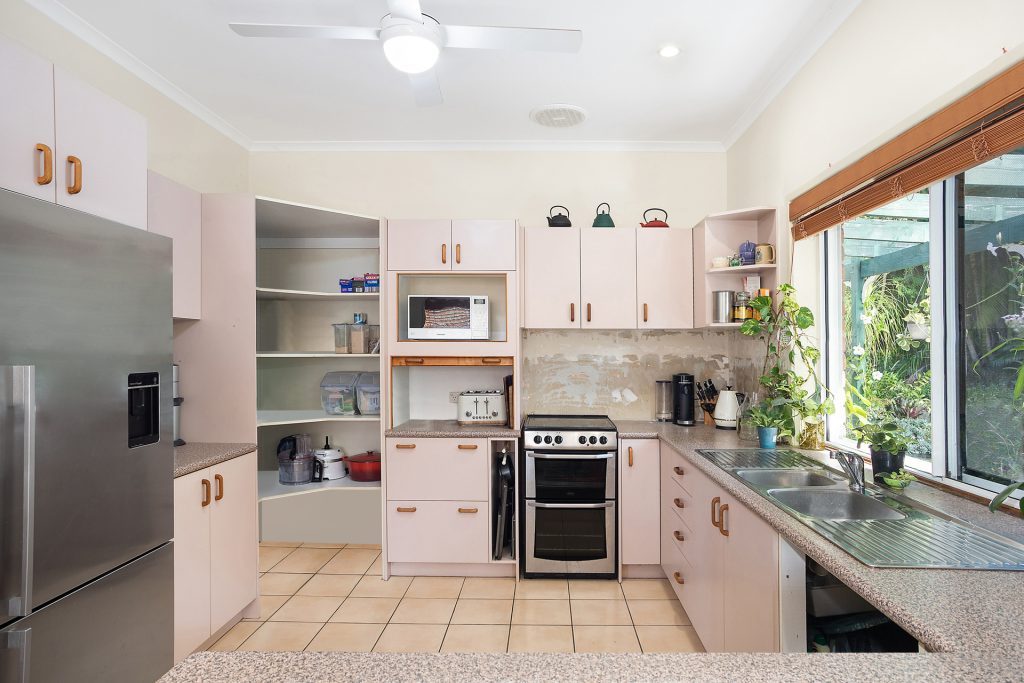 161 Sahara Road, Glass House Mountains QLD 4518 - photo 12