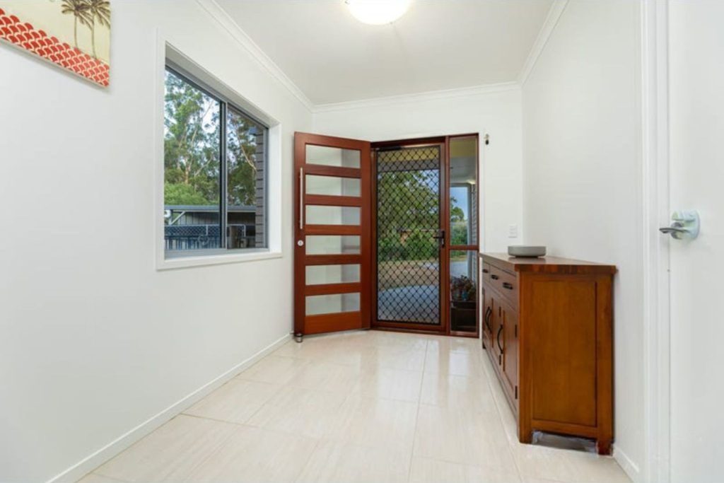 32 Cooinda Place, Glass House Mountains QLD 4518 - photo 3
