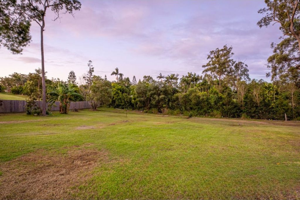 32 Cooinda Place, Glass House Mountains QLD 4518 - photo 9