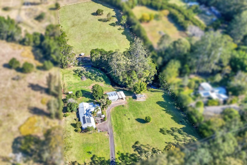 139 Commissioners Flat Road, Peachester QLD 4519 - photo 4