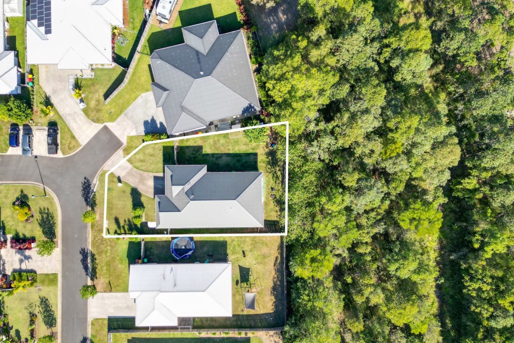 8 Malanda Court, Beerwah QLD 4519 - photo 13