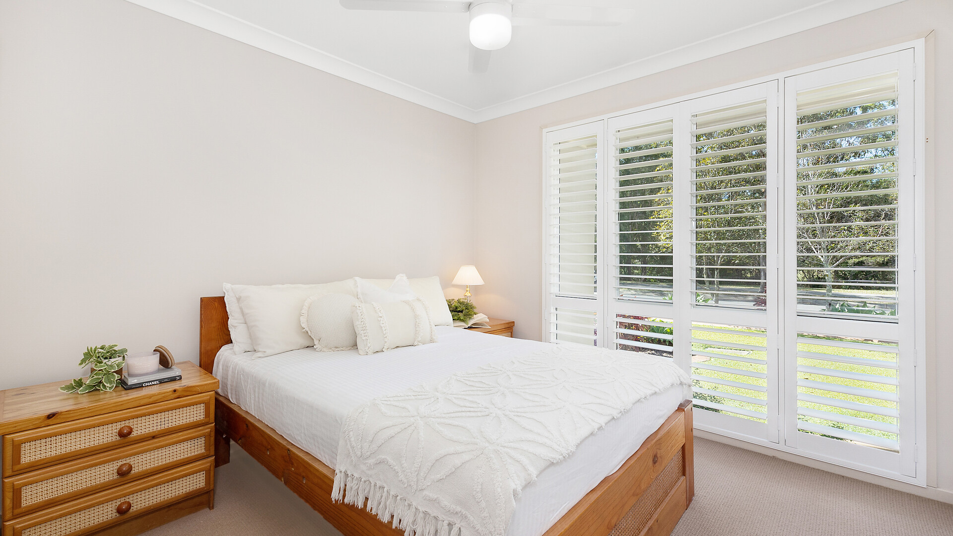 27 Liekefett Way, Little Mountain QLD 4551 - photo 6