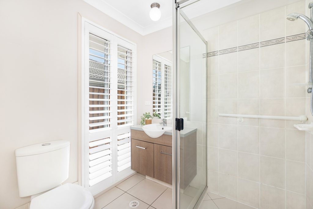 27 Liekefett Way, Little Mountain QLD 4551 - photo 9