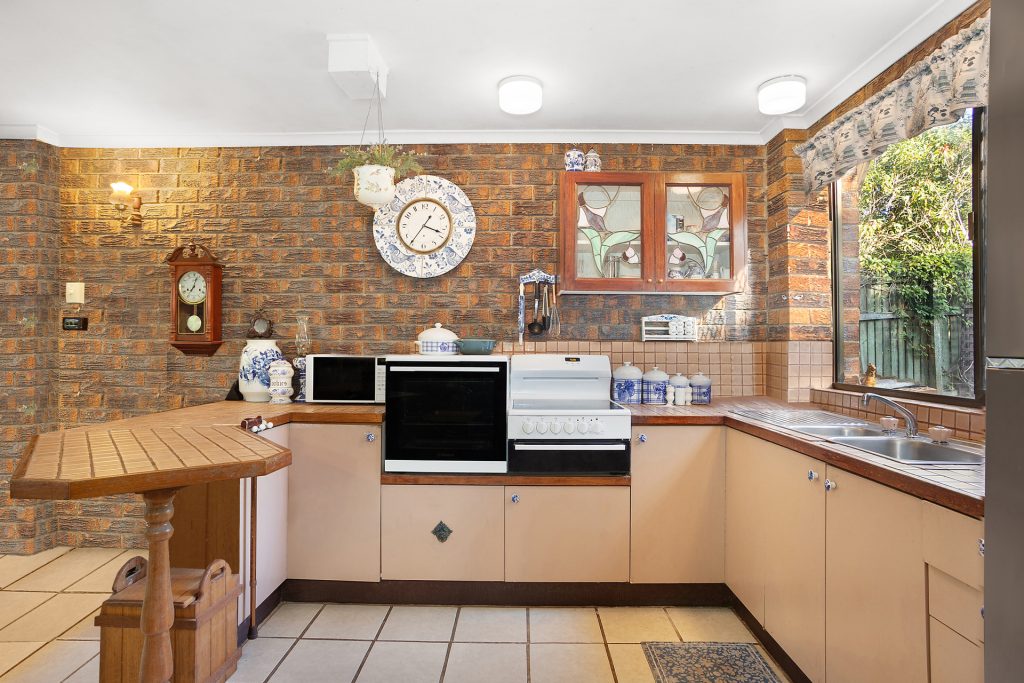 51 Railway Parade, Glass House Mountains QLD 4518 - photo 5
