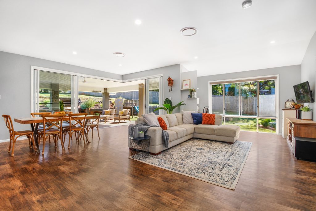 7 Mittelstadt Road, Glass House Mountains QLD 4518 - photo 5