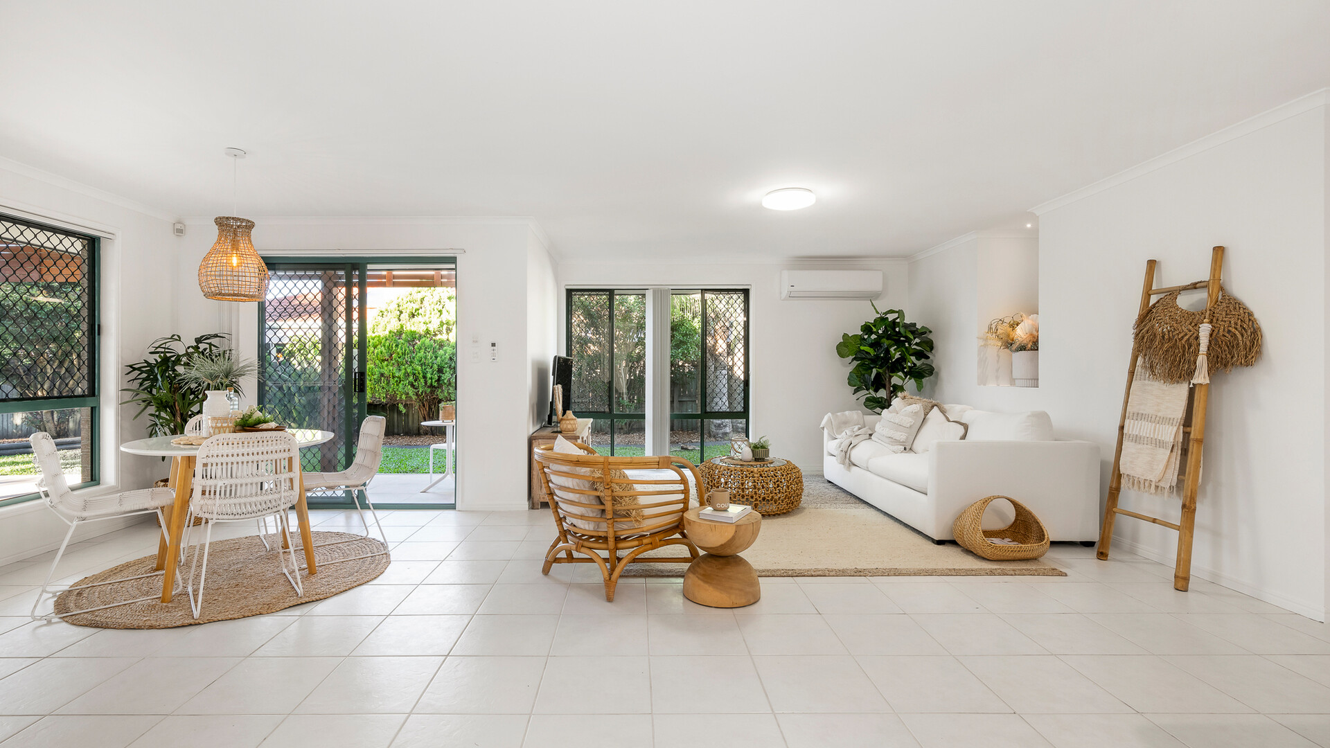 67 Darlington Circuit, Currimundi QLD 4551 - photo 10