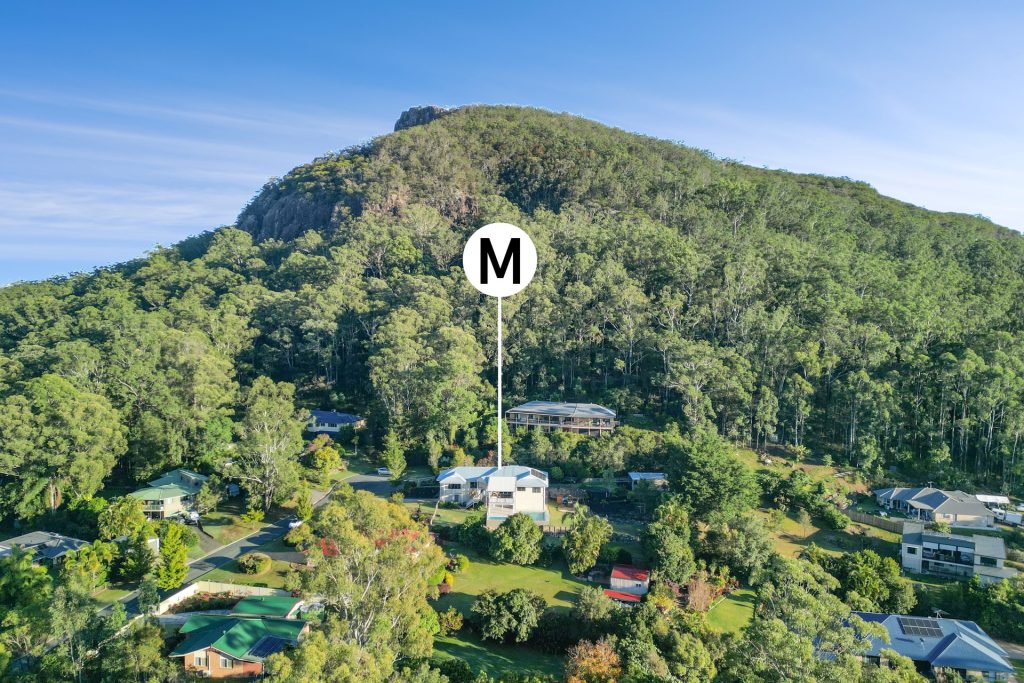 8 Knowles Place, Glass House Mountains QLD 4518 - photo 3