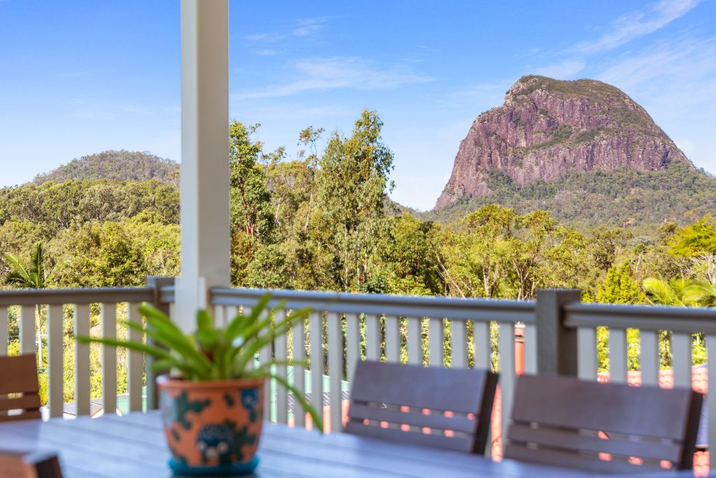 8 Knowles Place, Glass House Mountains QLD 4518 - photo 5