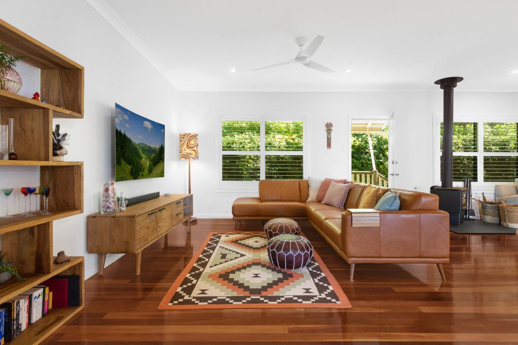 8 Knowles Place, Glass House Mountains QLD 4518 - photo 9