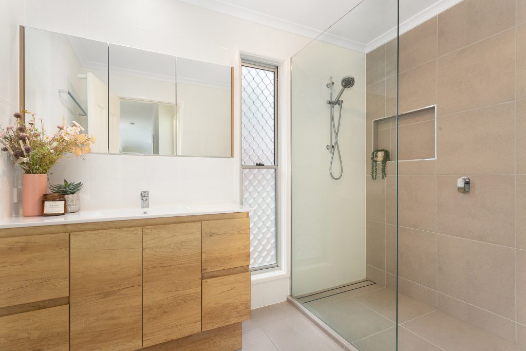 13 Jolly Crescent, Beerwah QLD 4519 - photo 8
