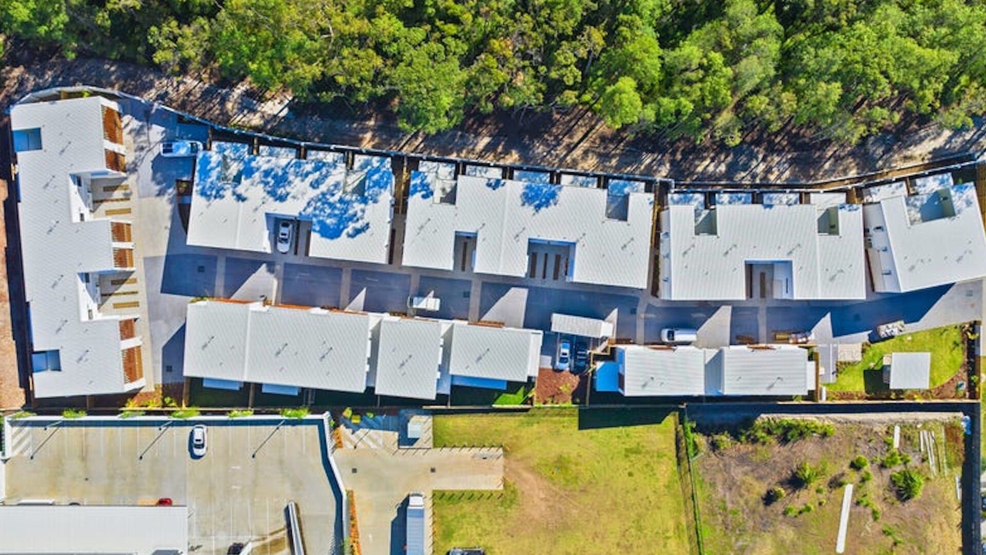 16/38a Central Drive, Sippy Downs QLD 4556 - photo 11