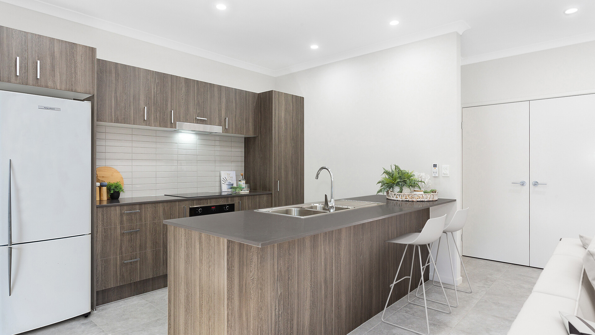 16/38a Central Drive, Sippy Downs QLD 4556 - photo 3