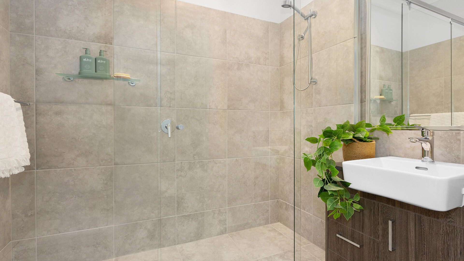 16/38a Central Drive, Sippy Downs QLD 4556 - photo 6