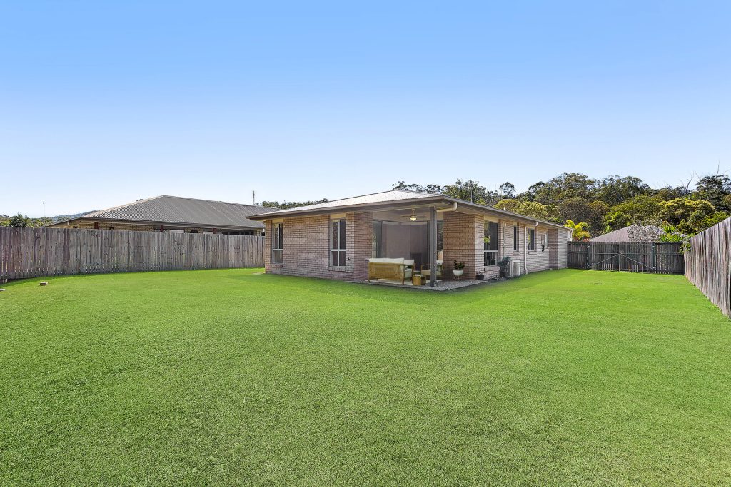 6 Malanda Court, Beerwah QLD 4519 - photo 10