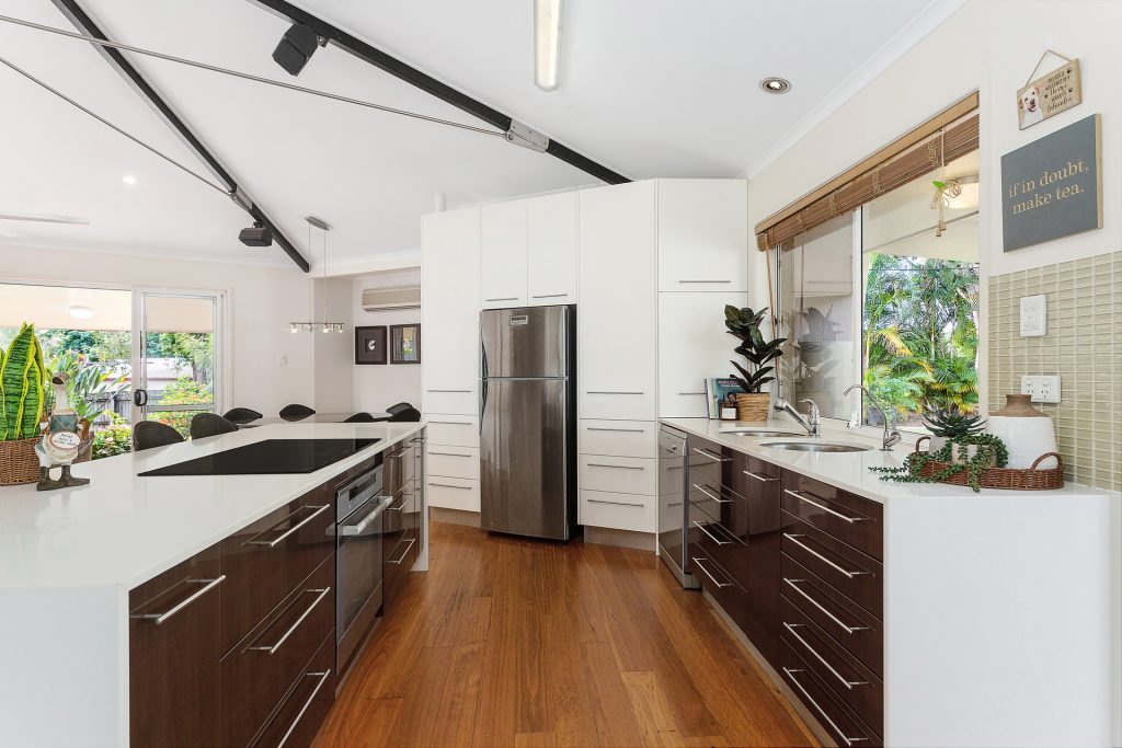 28 Rovera Road, Glass House Mountains QLD 4518 - photo 5