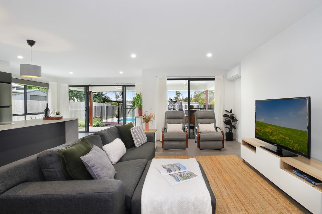 9 Cedarwood Place, Landsborough QLD 4550 - photo 4