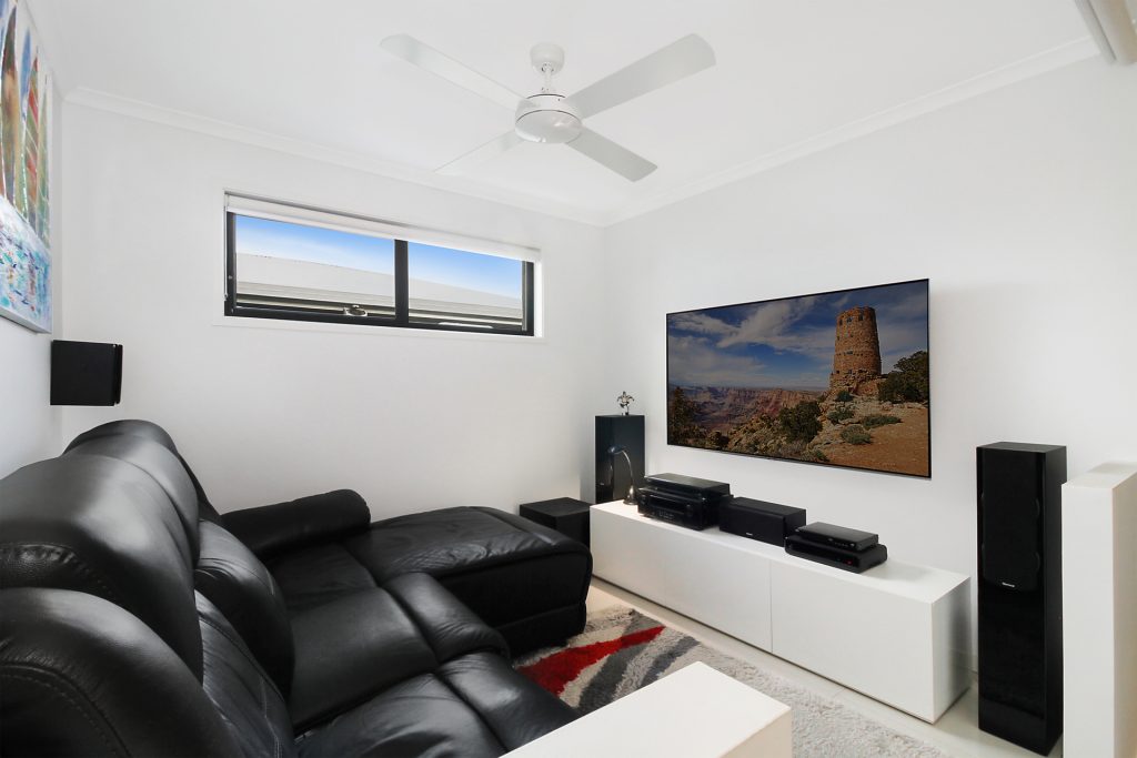 17 Sunshine Crescent, Caloundra West QLD 4551 - photo 11