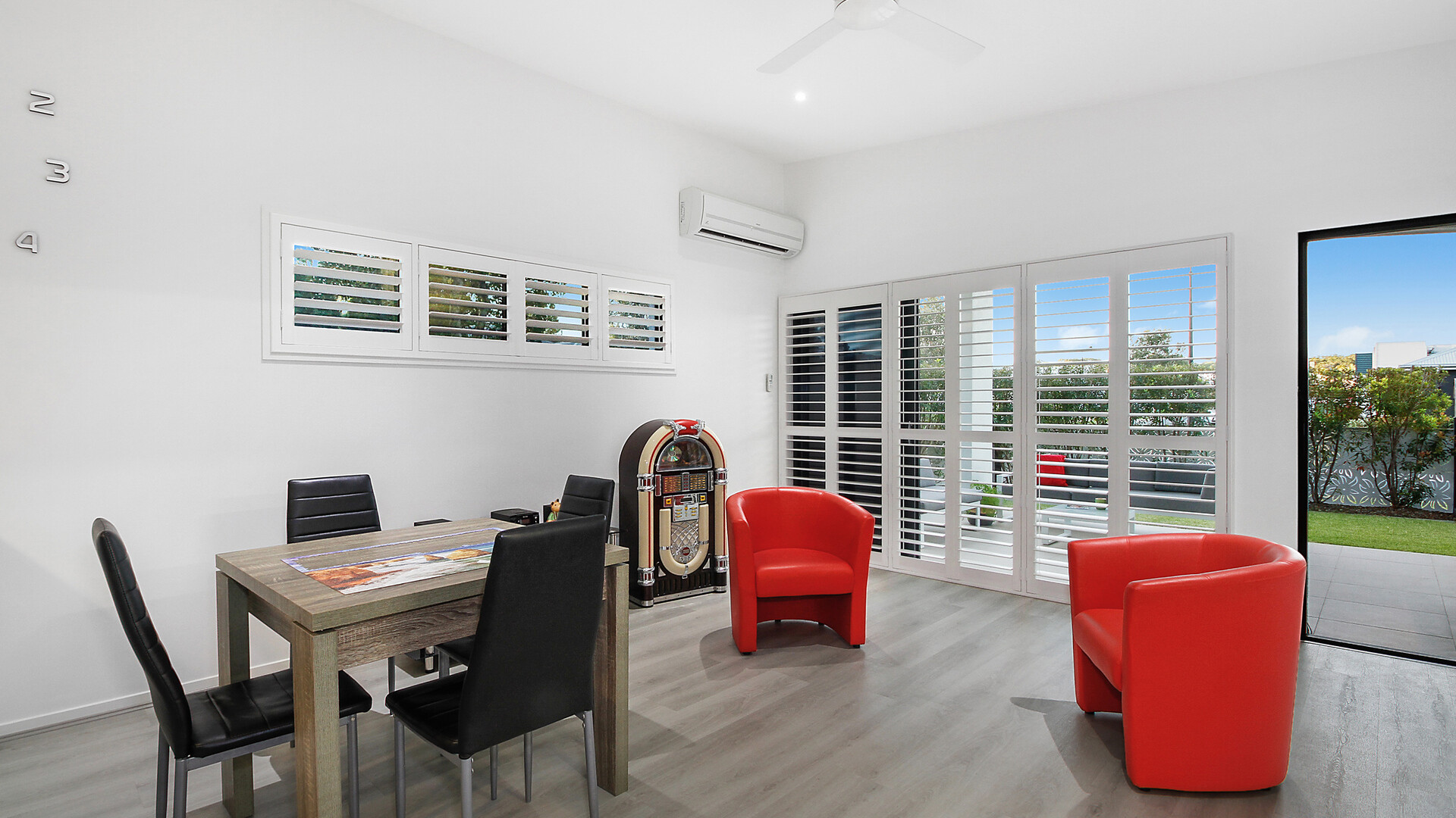 17 Sunshine Crescent, Caloundra West QLD 4551 - photo 5