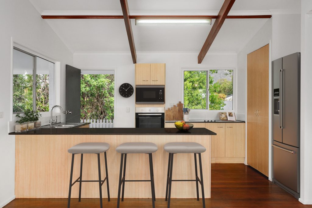 67 Railway Parade, Glass House Mountains QLD 4518 - photo 5