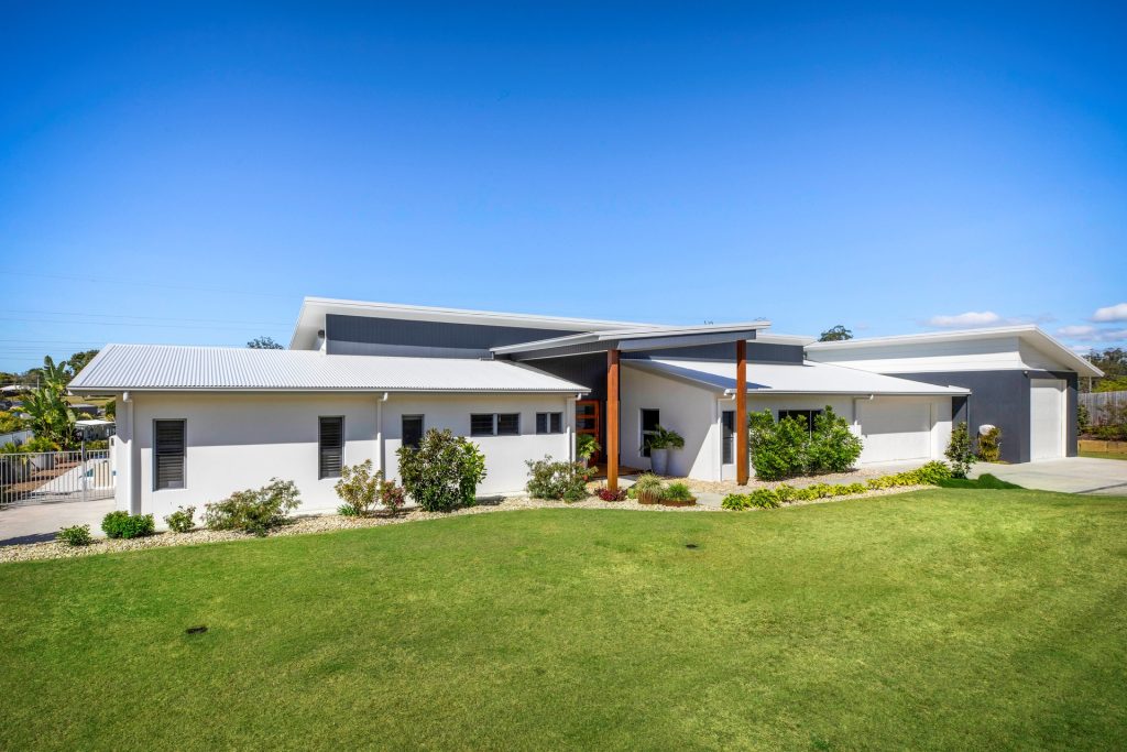 10 Avilka Place, Beerwah QLD 4519 - photo 2
