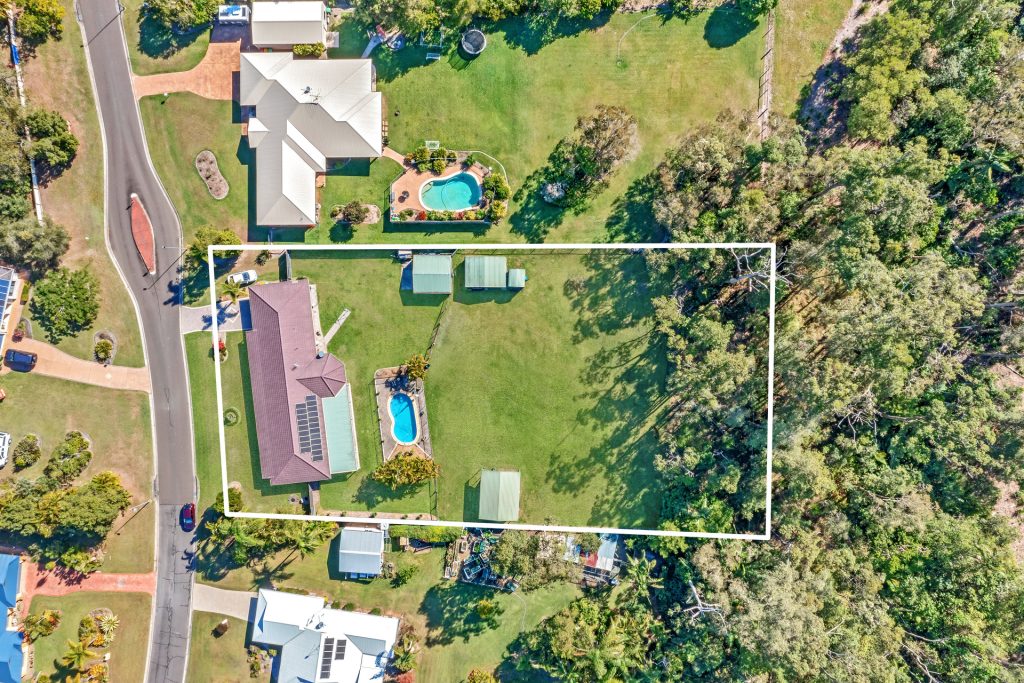 18 Wattlebird Place, Landsborough QLD 4550 - photo 16