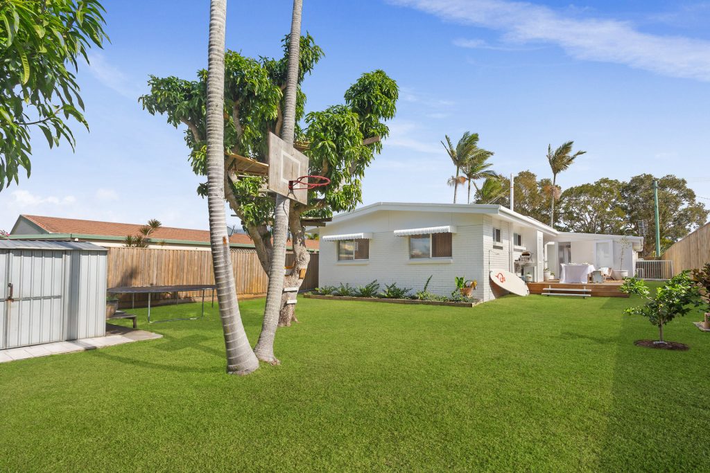 41 Coronation Avenue, Golden Beach QLD 4551 - photo 8