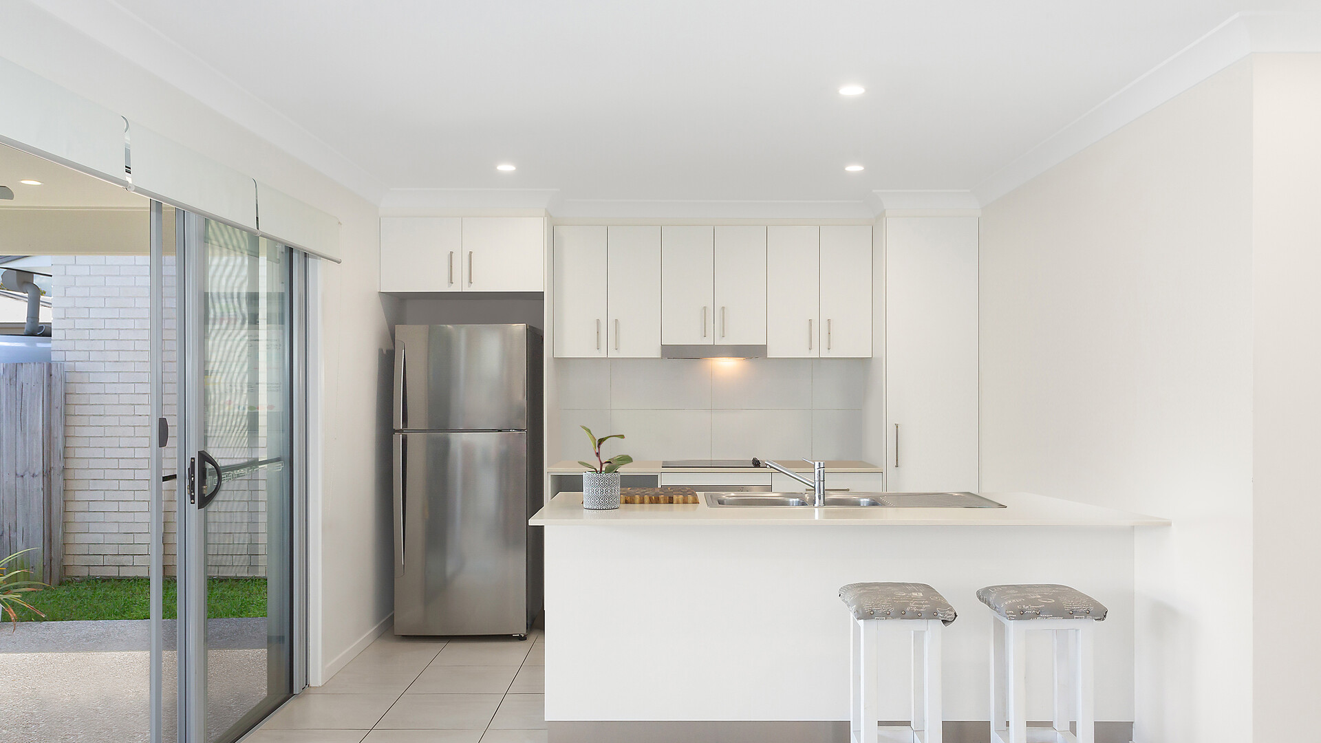 22 Chestnut Crescent, Caloundra West QLD 4551 - photo 5