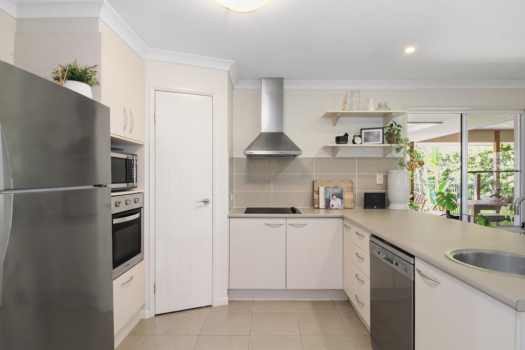 10 Argus Court, Beerwah QLD 4519 - photo 4