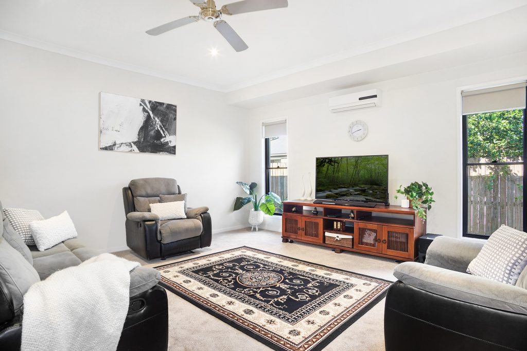 6 Mangrove Street, Beerwah QLD 4519 - photo 5