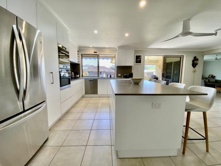 38 Allan Avenue, Glass House Mountains QLD 4518 - photo 5